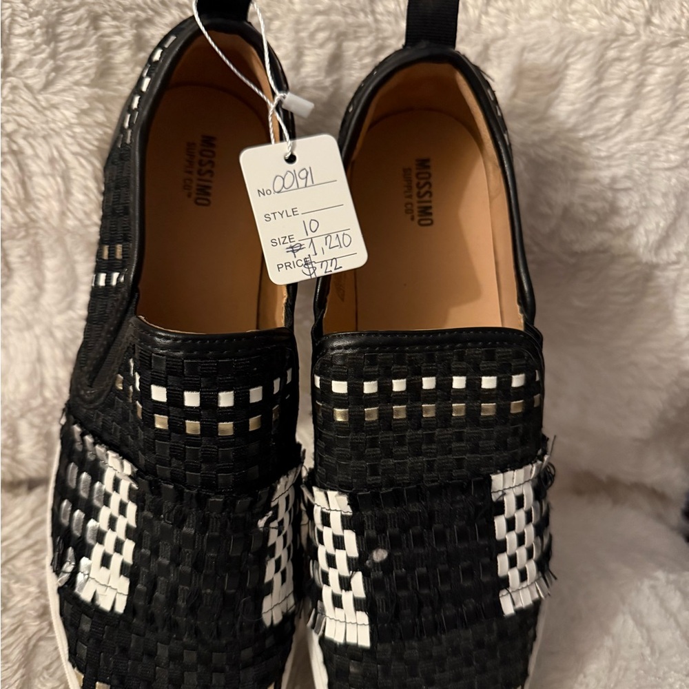 Mossimo Black and White Men's Loafers